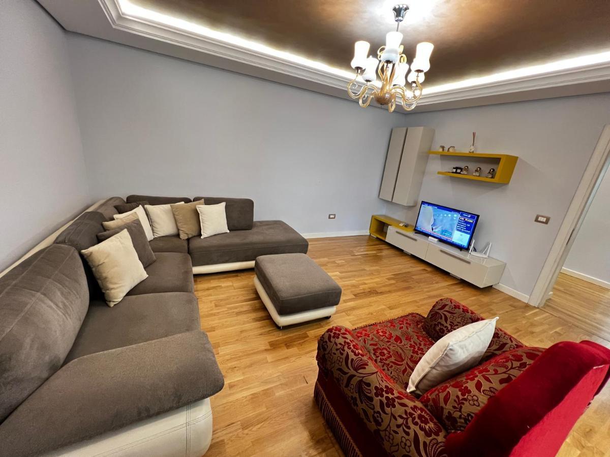 Tirana Center Apartment ภายนอก รูปภาพ