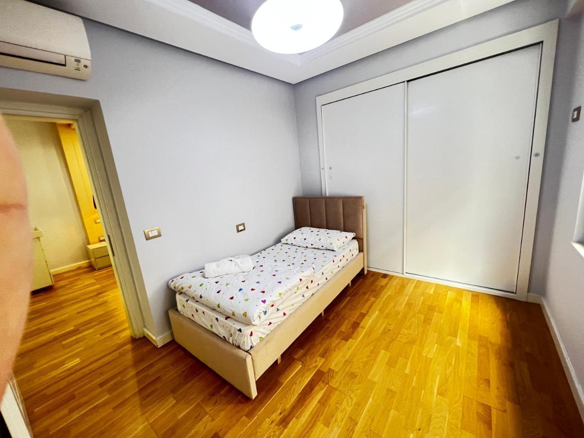 Tirana Center Apartment ภายนอก รูปภาพ