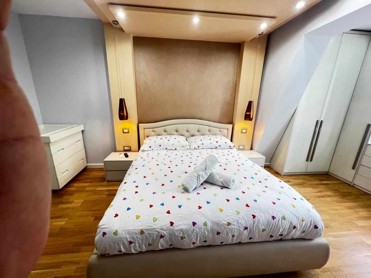 Tirana Center Apartment ภายนอก รูปภาพ