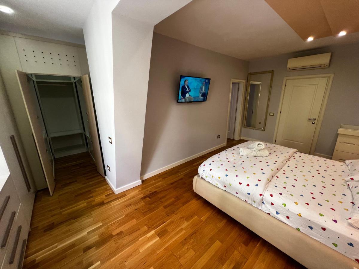 Tirana Center Apartment ภายนอก รูปภาพ