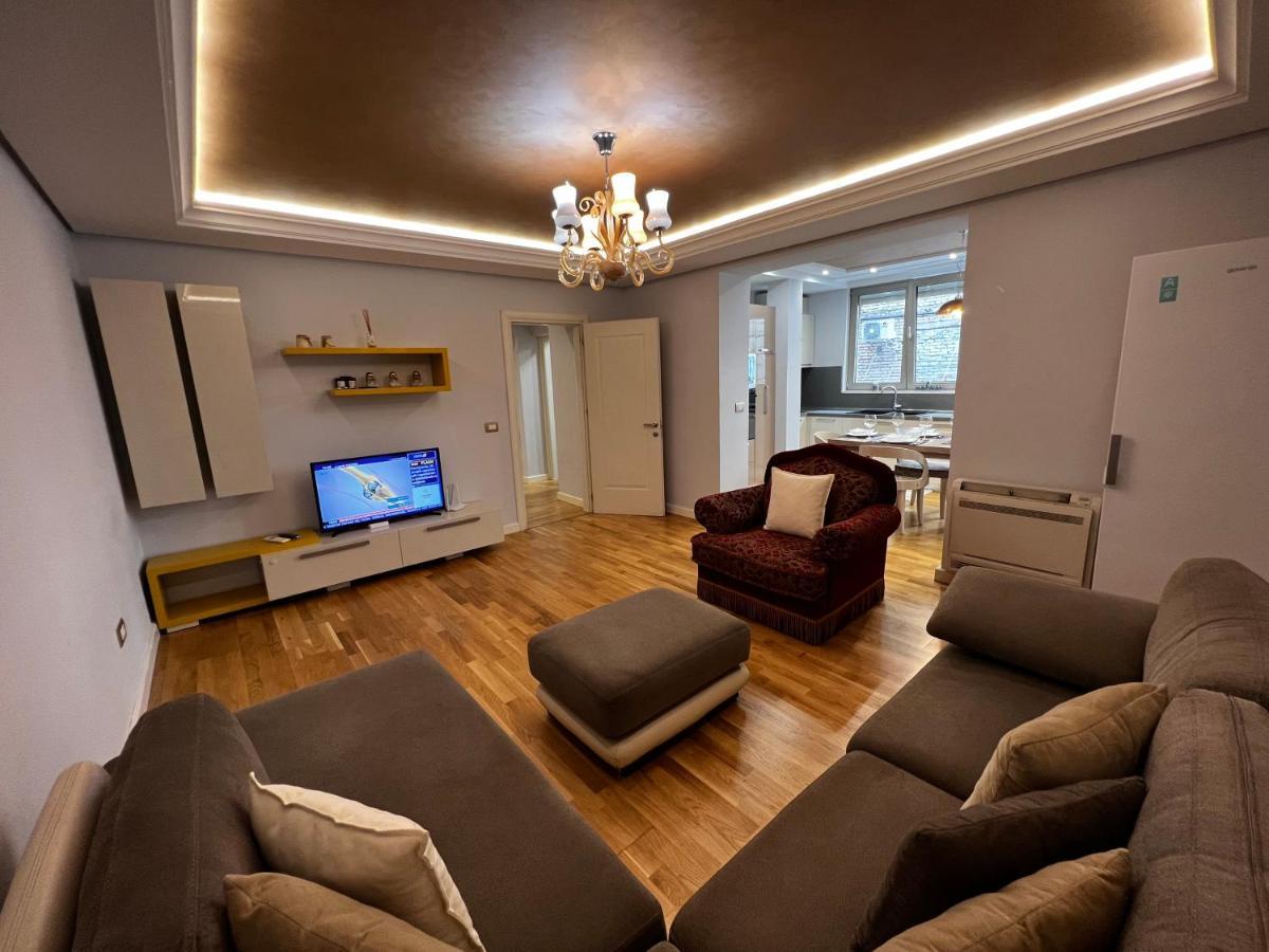 Tirana Center Apartment ภายนอก รูปภาพ